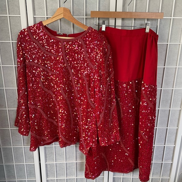 Gunnit Fashions Vintage Skirt Set, 100% cotton, Red Beaded, Medium. - Picture 3 of 4